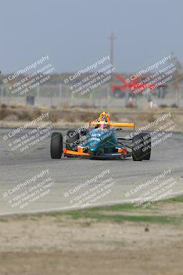 media/Oct-25-2025-CalClub SCCA (Sat) [[34c778dfbe]]/Group 3/Qualifying/